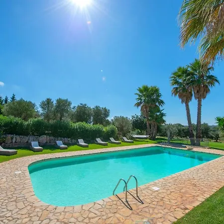 Helloapulia - Trulli Oleandro Prázdninový dům
