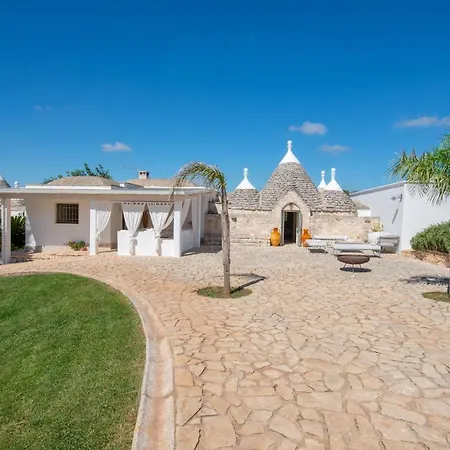 Holiday home Helloapulia - Trulli Oleandro Ostuni
