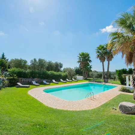 Helloapulia - Trulli Oleandro Holiday home *