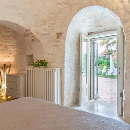 Helloapulia - Trulli Oleandro